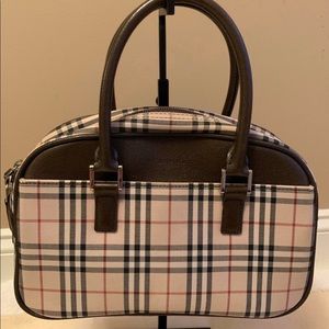 Burberry  Nova Check Handbag!